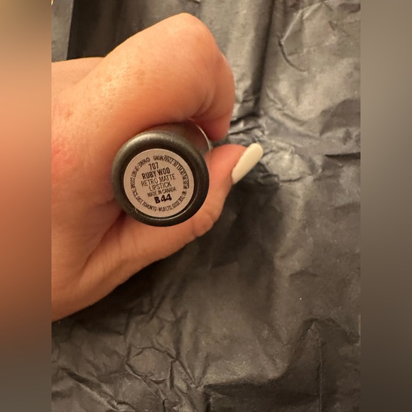 MAC 1Pc. Full-Size Retro Matte Ruby Woo Lipstick NEW - Picture 5 of 5